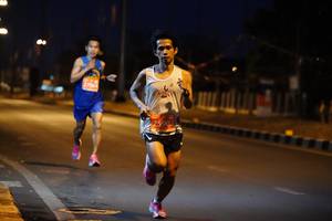 BIB: 27064, 25902
                            <button type="button" onclick="openModal(11136655)" class="btn btn-primary btn-sm float-right btn-popup" data-toggle="modal" data-target=".modal-high-quality">
                        <i class="fas fa-shopping-cart"></i> Add to Cart
                    </button>
                                            <button type="button" onclick="isThisMe(11136655, true)" class="btn btn-success btn-sm float-right btn-popup btn-isme hidden" data-toggle="tooltip" data-placement="bottom" title="นี่คือรูปของคุณใช่ไหม คลิกที่นี่เพื่อเอาเข้าอัลบั้ม">
                        <i class="fas fa-plus"></i> Add to album
                    </button>
                    <button type="button" onclick="isThisMe(11136655, false)" class="btn btn-warning btn-sm float-right btn-popup btn-isnotme hidden">
                        <i class="fas fa-ban"></i> Remove from album
                    </button>