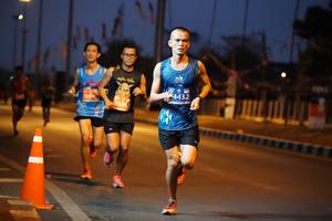 BIB: 4432, 2694
                            <button type="button" onclick="openModal(11185361)" class="btn btn-primary btn-sm float-right btn-popup" data-toggle="modal" data-target=".modal-high-quality">
                        <i class="fas fa-shopping-cart"></i> Add to Cart
                    </button>
                                            <button type="button" onclick="isThisMe(11185361, true)" class="btn btn-success btn-sm float-right btn-popup btn-isme hidden" data-toggle="tooltip" data-placement="bottom" title="นี่คือรูปของคุณใช่ไหม คลิกที่นี่เพื่อเอาเข้าอัลบั้ม">
                        <i class="fas fa-plus"></i> Add to album
                    </button>
                    <button type="button" onclick="isThisMe(11185361, false)" class="btn btn-warning btn-sm float-right btn-popup btn-isnotme hidden">
                        <i class="fas fa-ban"></i> Remove from album
                    </button>