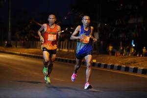 BIB: 370, 25853
                            <button type="button" onclick="openModal(11136484)" class="btn btn-primary btn-sm float-right btn-popup" data-toggle="modal" data-target=".modal-high-quality">
                        <i class="fas fa-shopping-cart"></i> Add to Cart
                    </button>
                                            <button type="button" onclick="isThisMe(11136484, true)" class="btn btn-success btn-sm float-right btn-popup btn-isme hidden" data-toggle="tooltip" data-placement="bottom" title="นี่คือรูปของคุณใช่ไหม คลิกที่นี่เพื่อเอาเข้าอัลบั้ม">
                        <i class="fas fa-plus"></i> Add to album
                    </button>
                    <button type="button" onclick="isThisMe(11136484, false)" class="btn btn-warning btn-sm float-right btn-popup btn-isnotme hidden">
                        <i class="fas fa-ban"></i> Remove from album
                    </button>