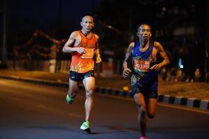 BIB: 5853, 20370
                            <button type="button" onclick="openModal(11136470)" class="btn btn-primary btn-sm float-right btn-popup" data-toggle="modal" data-target=".modal-high-quality">
                        <i class="fas fa-shopping-cart"></i> Add to Cart
                    </button>
                                            <button type="button" onclick="isThisMe(11136470, true)" class="btn btn-success btn-sm float-right btn-popup btn-isme hidden" data-toggle="tooltip" data-placement="bottom" title="นี่คือรูปของคุณใช่ไหม คลิกที่นี่เพื่อเอาเข้าอัลบั้ม">
                        <i class="fas fa-plus"></i> Add to album
                    </button>
                    <button type="button" onclick="isThisMe(11136470, false)" class="btn btn-warning btn-sm float-right btn-popup btn-isnotme hidden">
                        <i class="fas fa-ban"></i> Remove from album
                    </button>