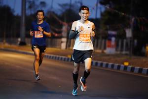 BIB: 25566, 20604
                            <button type="button" onclick="openModal(11191541)" class="btn btn-primary btn-sm float-right btn-popup" data-toggle="modal" data-target=".modal-high-quality">
                        <i class="fas fa-shopping-cart"></i> Add to Cart
                    </button>
                                            <button type="button" onclick="isThisMe(11191541, true)" class="btn btn-success btn-sm float-right btn-popup btn-isme hidden" data-toggle="tooltip" data-placement="bottom" title="นี่คือรูปของคุณใช่ไหม คลิกที่นี่เพื่อเอาเข้าอัลบั้ม">
                        <i class="fas fa-plus"></i> Add to album
                    </button>
                    <button type="button" onclick="isThisMe(11191541, false)" class="btn btn-warning btn-sm float-right btn-popup btn-isnotme hidden">
                        <i class="fas fa-ban"></i> Remove from album
                    </button>
