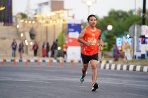 BIB: 20835
                            <button type="button" onclick="openModal(12340943)" class="btn btn-primary btn-sm float-right btn-popup" data-toggle="modal" data-target=".modal-high-quality">
                        <i class="fas fa-shopping-cart"></i> Add to Cart
                    </button>
                                            <button type="button" onclick="isThisMe(12340943, true)" class="btn btn-success btn-sm float-right btn-popup btn-isme hidden" data-toggle="tooltip" data-placement="bottom" title="นี่คือรูปของคุณใช่ไหม คลิกที่นี่เพื่อเอาเข้าอัลบั้ม">
                        <i class="fas fa-plus"></i> Add to album
                    </button>
                    <button type="button" onclick="isThisMe(12340943, false)" class="btn btn-warning btn-sm float-right btn-popup btn-isnotme hidden">
                        <i class="fas fa-ban"></i> Remove from album
                    </button>