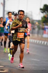 BIB: 20090
                            <button type="button" onclick="openModal(12335253)" class="btn btn-primary btn-sm float-right btn-popup" data-toggle="modal" data-target=".modal-high-quality">
                        <i class="fas fa-shopping-cart"></i> Add to Cart
                    </button>
                                            <button type="button" onclick="isThisMe(12335253, true)" class="btn btn-success btn-sm float-right btn-popup btn-isme hidden" data-toggle="tooltip" data-placement="bottom" title="นี่คือรูปของคุณใช่ไหม คลิกที่นี่เพื่อเอาเข้าอัลบั้ม">
                        <i class="fas fa-plus"></i> Add to album
                    </button>
                    <button type="button" onclick="isThisMe(12335253, false)" class="btn btn-warning btn-sm float-right btn-popup btn-isnotme hidden">
                        <i class="fas fa-ban"></i> Remove from album
                    </button>