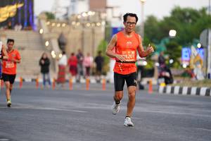BIB: 203
                            <button type="button" onclick="openModal(12342619)" class="btn btn-primary btn-sm float-right btn-popup" data-toggle="modal" data-target=".modal-high-quality">
                        <i class="fas fa-shopping-cart"></i> Add to Cart
                    </button>
                                            <button type="button" onclick="isThisMe(12342619, true)" class="btn btn-success btn-sm float-right btn-popup btn-isme hidden" data-toggle="tooltip" data-placement="bottom" title="นี่คือรูปของคุณใช่ไหม คลิกที่นี่เพื่อเอาเข้าอัลบั้ม">
                        <i class="fas fa-plus"></i> Add to album
                    </button>
                    <button type="button" onclick="isThisMe(12342619, false)" class="btn btn-warning btn-sm float-right btn-popup btn-isnotme hidden">
                        <i class="fas fa-ban"></i> Remove from album
                    </button>