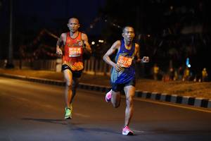 BIB: 25853, 20370
                            <button type="button" onclick="openModal(11136402)" class="btn btn-primary btn-sm float-right btn-popup" data-toggle="modal" data-target=".modal-high-quality">
                        <i class="fas fa-shopping-cart"></i> Add to Cart
                    </button>
                                            <button type="button" onclick="isThisMe(11136402, true)" class="btn btn-success btn-sm float-right btn-popup btn-isme hidden" data-toggle="tooltip" data-placement="bottom" title="นี่คือรูปของคุณใช่ไหม คลิกที่นี่เพื่อเอาเข้าอัลบั้ม">
                        <i class="fas fa-plus"></i> Add to album
                    </button>
                    <button type="button" onclick="isThisMe(11136402, false)" class="btn btn-warning btn-sm float-right btn-popup btn-isnotme hidden">
                        <i class="fas fa-ban"></i> Remove from album
                    </button>