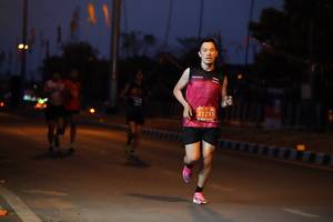 BIB: 21215
                            <button type="button" onclick="openModal(11183650)" class="btn btn-primary btn-sm float-right btn-popup" data-toggle="modal" data-target=".modal-high-quality">
                        <i class="fas fa-shopping-cart"></i> Add to Cart
                    </button>
                                            <button type="button" onclick="isThisMe(11183650, true)" class="btn btn-success btn-sm float-right btn-popup btn-isme hidden" data-toggle="tooltip" data-placement="bottom" title="นี่คือรูปของคุณใช่ไหม คลิกที่นี่เพื่อเอาเข้าอัลบั้ม">
                        <i class="fas fa-plus"></i> Add to album
                    </button>
                    <button type="button" onclick="isThisMe(11183650, false)" class="btn btn-warning btn-sm float-right btn-popup btn-isnotme hidden">
                        <i class="fas fa-ban"></i> Remove from album
                    </button>