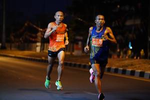 BIB: 25853, 20370
                            <button type="button" onclick="openModal(11136446)" class="btn btn-primary btn-sm float-right btn-popup" data-toggle="modal" data-target=".modal-high-quality">
                        <i class="fas fa-shopping-cart"></i> Add to Cart
                    </button>
                                            <button type="button" onclick="isThisMe(11136446, true)" class="btn btn-success btn-sm float-right btn-popup btn-isme hidden" data-toggle="tooltip" data-placement="bottom" title="นี่คือรูปของคุณใช่ไหม คลิกที่นี่เพื่อเอาเข้าอัลบั้ม">
                        <i class="fas fa-plus"></i> Add to album
                    </button>
                    <button type="button" onclick="isThisMe(11136446, false)" class="btn btn-warning btn-sm float-right btn-popup btn-isnotme hidden">
                        <i class="fas fa-ban"></i> Remove from album
                    </button>