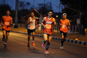 BIB: 20086, 25530, 20556, 25822
                            <button type="button" onclick="openModal(11188328)" class="btn btn-primary btn-sm float-right btn-popup" data-toggle="modal" data-target=".modal-high-quality">
                        <i class="fas fa-shopping-cart"></i> Add to Cart
                    </button>
                                            <button type="button" onclick="isThisMe(11188328, true)" class="btn btn-success btn-sm float-right btn-popup btn-isme hidden" data-toggle="tooltip" data-placement="bottom" title="นี่คือรูปของคุณใช่ไหม คลิกที่นี่เพื่อเอาเข้าอัลบั้ม">
                        <i class="fas fa-plus"></i> Add to album
                    </button>
                    <button type="button" onclick="isThisMe(11188328, false)" class="btn btn-warning btn-sm float-right btn-popup btn-isnotme hidden">
                        <i class="fas fa-ban"></i> Remove from album
                    </button>