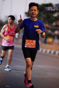 BIB: 220, 20297
                            <button type="button" onclick="openModal(12334353)" class="btn btn-primary btn-sm float-right btn-popup" data-toggle="modal" data-target=".modal-high-quality">
                        <i class="fas fa-shopping-cart"></i> Add to Cart
                    </button>
                                            <button type="button" onclick="isThisMe(12334353, true)" class="btn btn-success btn-sm float-right btn-popup btn-isme hidden" data-toggle="tooltip" data-placement="bottom" title="นี่คือรูปของคุณใช่ไหม คลิกที่นี่เพื่อเอาเข้าอัลบั้ม">
                        <i class="fas fa-plus"></i> Add to album
                    </button>
                    <button type="button" onclick="isThisMe(12334353, false)" class="btn btn-warning btn-sm float-right btn-popup btn-isnotme hidden">
                        <i class="fas fa-ban"></i> Remove from album
                    </button>