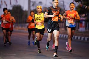 BIB: 21279, 27604, 20260
                            <button type="button" onclick="openModal(11196927)" class="btn btn-primary btn-sm float-right btn-popup" data-toggle="modal" data-target=".modal-high-quality">
                        <i class="fas fa-shopping-cart"></i> Add to Cart
                    </button>
                                            <button type="button" onclick="isThisMe(11196927, true)" class="btn btn-success btn-sm float-right btn-popup btn-isme hidden" data-toggle="tooltip" data-placement="bottom" title="นี่คือรูปของคุณใช่ไหม คลิกที่นี่เพื่อเอาเข้าอัลบั้ม">
                        <i class="fas fa-plus"></i> Add to album
                    </button>
                    <button type="button" onclick="isThisMe(11196927, false)" class="btn btn-warning btn-sm float-right btn-popup btn-isnotme hidden">
                        <i class="fas fa-ban"></i> Remove from album
                    </button>