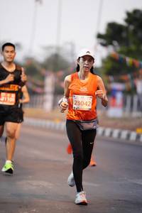 BIB: 23042, 1100
                            <button type="button" onclick="openModal(12334931)" class="btn btn-primary btn-sm float-right btn-popup" data-toggle="modal" data-target=".modal-high-quality">
                        <i class="fas fa-shopping-cart"></i> Add to Cart
                    </button>
                                            <button type="button" onclick="isThisMe(12334931, true)" class="btn btn-success btn-sm float-right btn-popup btn-isme hidden" data-toggle="tooltip" data-placement="bottom" title="นี่คือรูปของคุณใช่ไหม คลิกที่นี่เพื่อเอาเข้าอัลบั้ม">
                        <i class="fas fa-plus"></i> Add to album
                    </button>
                    <button type="button" onclick="isThisMe(12334931, false)" class="btn btn-warning btn-sm float-right btn-popup btn-isnotme hidden">
                        <i class="fas fa-ban"></i> Remove from album
                    </button>