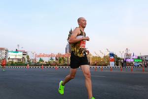 BIB: 209
                            <button type="button" onclick="openModal(11006784)" class="btn btn-primary btn-sm float-right btn-popup" data-toggle="modal" data-target=".modal-high-quality">
                        <i class="fas fa-shopping-cart"></i> Add to Cart
                    </button>
                                            <button type="button" onclick="isThisMe(11006784, true)" class="btn btn-success btn-sm float-right btn-popup btn-isme hidden" data-toggle="tooltip" data-placement="bottom" title="นี่คือรูปของคุณใช่ไหม คลิกที่นี่เพื่อเอาเข้าอัลบั้ม">
                        <i class="fas fa-plus"></i> Add to album
                    </button>
                    <button type="button" onclick="isThisMe(11006784, false)" class="btn btn-warning btn-sm float-right btn-popup btn-isnotme hidden">
                        <i class="fas fa-ban"></i> Remove from album
                    </button>
