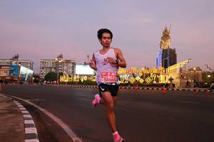 BIB: 25902
                            <button type="button" onclick="openModal(11673643)" class="btn btn-primary btn-sm float-right btn-popup" data-toggle="modal" data-target=".modal-high-quality">
                        <i class="fas fa-shopping-cart"></i> Add to Cart
                    </button>
                                            <button type="button" onclick="isThisMe(11673643, true)" class="btn btn-success btn-sm float-right btn-popup btn-isme hidden" data-toggle="tooltip" data-placement="bottom" title="นี่คือรูปของคุณใช่ไหม คลิกที่นี่เพื่อเอาเข้าอัลบั้ม">
                        <i class="fas fa-plus"></i> Add to album
                    </button>
                    <button type="button" onclick="isThisMe(11673643, false)" class="btn btn-warning btn-sm float-right btn-popup btn-isnotme hidden">
                        <i class="fas fa-ban"></i> Remove from album
                    </button>