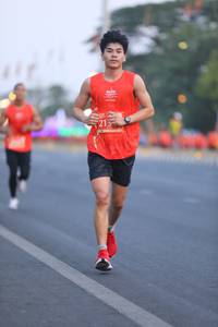 BIB: 213
                            <button type="button" onclick="openModal(12239663)" class="btn btn-primary btn-sm float-right btn-popup" data-toggle="modal" data-target=".modal-high-quality">
                        <i class="fas fa-shopping-cart"></i> Add to Cart
                    </button>
                                            <button type="button" onclick="isThisMe(12239663, true)" class="btn btn-success btn-sm float-right btn-popup btn-isme hidden" data-toggle="tooltip" data-placement="bottom" title="นี่คือรูปของคุณใช่ไหม คลิกที่นี่เพื่อเอาเข้าอัลบั้ม">
                        <i class="fas fa-plus"></i> Add to album
                    </button>
                    <button type="button" onclick="isThisMe(12239663, false)" class="btn btn-warning btn-sm float-right btn-popup btn-isnotme hidden">
                        <i class="fas fa-ban"></i> Remove from album
                    </button>