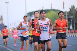 BIB: 890, 25635, 25767
                            <button type="button" onclick="openModal(12240072)" class="btn btn-primary btn-sm float-right btn-popup" data-toggle="modal" data-target=".modal-high-quality">
                        <i class="fas fa-shopping-cart"></i> Add to Cart
                    </button>
                                            <button type="button" onclick="isThisMe(12240072, true)" class="btn btn-success btn-sm float-right btn-popup btn-isme hidden" data-toggle="tooltip" data-placement="bottom" title="นี่คือรูปของคุณใช่ไหม คลิกที่นี่เพื่อเอาเข้าอัลบั้ม">
                        <i class="fas fa-plus"></i> Add to album
                    </button>
                    <button type="button" onclick="isThisMe(12240072, false)" class="btn btn-warning btn-sm float-right btn-popup btn-isnotme hidden">
                        <i class="fas fa-ban"></i> Remove from album
                    </button>