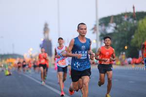 BIB: 432
                            <button type="button" onclick="openModal(12239966)" class="btn btn-primary btn-sm float-right btn-popup" data-toggle="modal" data-target=".modal-high-quality">
                        <i class="fas fa-shopping-cart"></i> Add to Cart
                    </button>
                                            <button type="button" onclick="isThisMe(12239966, true)" class="btn btn-success btn-sm float-right btn-popup btn-isme hidden" data-toggle="tooltip" data-placement="bottom" title="นี่คือรูปของคุณใช่ไหม คลิกที่นี่เพื่อเอาเข้าอัลบั้ม">
                        <i class="fas fa-plus"></i> Add to album
                    </button>
                    <button type="button" onclick="isThisMe(12239966, false)" class="btn btn-warning btn-sm float-right btn-popup btn-isnotme hidden">
                        <i class="fas fa-ban"></i> Remove from album
                    </button>