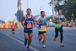 BIB: 20279, 20301
                            <button type="button" onclick="openModal(12235708)" class="btn btn-primary btn-sm float-right btn-popup" data-toggle="modal" data-target=".modal-high-quality">
                        <i class="fas fa-shopping-cart"></i> Add to Cart
                    </button>
                                            <button type="button" onclick="isThisMe(12235708, true)" class="btn btn-success btn-sm float-right btn-popup btn-isme hidden" data-toggle="tooltip" data-placement="bottom" title="นี่คือรูปของคุณใช่ไหม คลิกที่นี่เพื่อเอาเข้าอัลบั้ม">
                        <i class="fas fa-plus"></i> Add to album
                    </button>
                    <button type="button" onclick="isThisMe(12235708, false)" class="btn btn-warning btn-sm float-right btn-popup btn-isnotme hidden">
                        <i class="fas fa-ban"></i> Remove from album
                    </button>