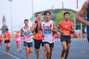 BIB: 25767, 41068, 25633
                            <button type="button" onclick="openModal(12240017)" class="btn btn-primary btn-sm float-right btn-popup" data-toggle="modal" data-target=".modal-high-quality">
                        <i class="fas fa-shopping-cart"></i> Add to Cart
                    </button>
                                            <button type="button" onclick="isThisMe(12240017, true)" class="btn btn-success btn-sm float-right btn-popup btn-isme hidden" data-toggle="tooltip" data-placement="bottom" title="นี่คือรูปของคุณใช่ไหม คลิกที่นี่เพื่อเอาเข้าอัลบั้ม">
                        <i class="fas fa-plus"></i> Add to album
                    </button>
                    <button type="button" onclick="isThisMe(12240017, false)" class="btn btn-warning btn-sm float-right btn-popup btn-isnotme hidden">
                        <i class="fas fa-ban"></i> Remove from album
                    </button>