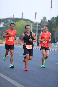 BIB: 124, 21005, 26700
                            <button type="button" onclick="openModal(12233167)" class="btn btn-primary btn-sm float-right btn-popup" data-toggle="modal" data-target=".modal-high-quality">
                        <i class="fas fa-shopping-cart"></i> Add to Cart
                    </button>
                                            <button type="button" onclick="isThisMe(12233167, true)" class="btn btn-success btn-sm float-right btn-popup btn-isme hidden" data-toggle="tooltip" data-placement="bottom" title="นี่คือรูปของคุณใช่ไหม คลิกที่นี่เพื่อเอาเข้าอัลบั้ม">
                        <i class="fas fa-plus"></i> Add to album
                    </button>
                    <button type="button" onclick="isThisMe(12233167, false)" class="btn btn-warning btn-sm float-right btn-popup btn-isnotme hidden">
                        <i class="fas fa-ban"></i> Remove from album
                    </button>