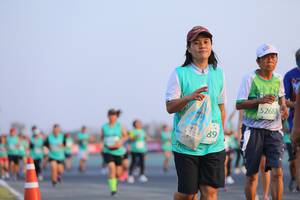 BIB: 5268
                            <button type="button" onclick="openModal(12646575)" class="btn btn-primary btn-sm float-right btn-popup" data-toggle="modal" data-target=".modal-high-quality">
                        <i class="fas fa-shopping-cart"></i> Add to Cart
                    </button>
                                            <button type="button" onclick="isThisMe(12646575, true)" class="btn btn-success btn-sm float-right btn-popup btn-isme hidden" data-toggle="tooltip" data-placement="bottom" title="นี่คือรูปของคุณใช่ไหม คลิกที่นี่เพื่อเอาเข้าอัลบั้ม">
                        <i class="fas fa-plus"></i> Add to album
                    </button>
                    <button type="button" onclick="isThisMe(12646575, false)" class="btn btn-warning btn-sm float-right btn-popup btn-isnotme hidden">
                        <i class="fas fa-ban"></i> Remove from album
                    </button>