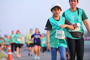 BIB: 5053
                            <button type="button" onclick="openModal(12649939)" class="btn btn-primary btn-sm float-right btn-popup" data-toggle="modal" data-target=".modal-high-quality">
                        <i class="fas fa-shopping-cart"></i> Add to Cart
                    </button>
                                            <button type="button" onclick="isThisMe(12649939, true)" class="btn btn-success btn-sm float-right btn-popup btn-isme hidden" data-toggle="tooltip" data-placement="bottom" title="นี่คือรูปของคุณใช่ไหม คลิกที่นี่เพื่อเอาเข้าอัลบั้ม">
                        <i class="fas fa-plus"></i> Add to album
                    </button>
                    <button type="button" onclick="isThisMe(12649939, false)" class="btn btn-warning btn-sm float-right btn-popup btn-isnotme hidden">
                        <i class="fas fa-ban"></i> Remove from album
                    </button>