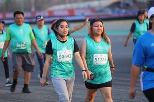 BIB: 50191, 50692, 51245
                            <button type="button" onclick="openModal(12652517)" class="btn btn-primary btn-sm float-right btn-popup" data-toggle="modal" data-target=".modal-high-quality">
                        <i class="fas fa-shopping-cart"></i> Add to Cart
                    </button>
                                            <button type="button" onclick="isThisMe(12652517, true)" class="btn btn-success btn-sm float-right btn-popup btn-isme hidden" data-toggle="tooltip" data-placement="bottom" title="นี่คือรูปของคุณใช่ไหม คลิกที่นี่เพื่อเอาเข้าอัลบั้ม">
                        <i class="fas fa-plus"></i> Add to album
                    </button>
                    <button type="button" onclick="isThisMe(12652517, false)" class="btn btn-warning btn-sm float-right btn-popup btn-isnotme hidden">
                        <i class="fas fa-ban"></i> Remove from album
                    </button>