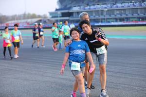 BIB: 525, 80854
                            <button type="button" onclick="openModal(12653313)" class="btn btn-primary btn-sm float-right btn-popup" data-toggle="modal" data-target=".modal-high-quality">
                        <i class="fas fa-shopping-cart"></i> Add to Cart
                    </button>
                                            <button type="button" onclick="isThisMe(12653313, true)" class="btn btn-success btn-sm float-right btn-popup btn-isme hidden" data-toggle="tooltip" data-placement="bottom" title="นี่คือรูปของคุณใช่ไหม คลิกที่นี่เพื่อเอาเข้าอัลบั้ม">
                        <i class="fas fa-plus"></i> Add to album
                    </button>
                    <button type="button" onclick="isThisMe(12653313, false)" class="btn btn-warning btn-sm float-right btn-popup btn-isnotme hidden">
                        <i class="fas fa-ban"></i> Remove from album
                    </button>