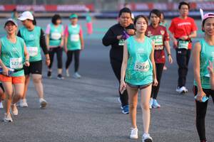 BIB: 406, 1090, 5274, 2345
                            <button type="button" onclick="openModal(12652870)" class="btn btn-primary btn-sm float-right btn-popup" data-toggle="modal" data-target=".modal-high-quality">
                        <i class="fas fa-shopping-cart"></i> Add to Cart
                    </button>
                                            <button type="button" onclick="isThisMe(12652870, true)" class="btn btn-success btn-sm float-right btn-popup btn-isme hidden" data-toggle="tooltip" data-placement="bottom" title="นี่คือรูปของคุณใช่ไหม คลิกที่นี่เพื่อเอาเข้าอัลบั้ม">
                        <i class="fas fa-plus"></i> Add to album
                    </button>
                    <button type="button" onclick="isThisMe(12652870, false)" class="btn btn-warning btn-sm float-right btn-popup btn-isnotme hidden">
                        <i class="fas fa-ban"></i> Remove from album
                    </button>