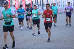 BIB: 1086, 51735, 52652
                            <button type="button" onclick="openModal(12657560)" class="btn btn-primary btn-sm float-right btn-popup" data-toggle="modal" data-target=".modal-high-quality">
                        <i class="fas fa-shopping-cart"></i> Add to Cart
                    </button>
                                            <button type="button" onclick="isThisMe(12657560, true)" class="btn btn-success btn-sm float-right btn-popup btn-isme hidden" data-toggle="tooltip" data-placement="bottom" title="นี่คือรูปของคุณใช่ไหม คลิกที่นี่เพื่อเอาเข้าอัลบั้ม">
                        <i class="fas fa-plus"></i> Add to album
                    </button>
                    <button type="button" onclick="isThisMe(12657560, false)" class="btn btn-warning btn-sm float-right btn-popup btn-isnotme hidden">
                        <i class="fas fa-ban"></i> Remove from album
                    </button>