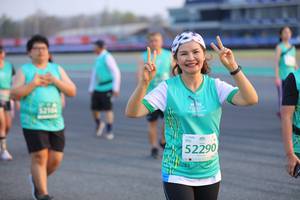 BIB: 5210, 52290
                            <button type="button" onclick="openModal(12652719)" class="btn btn-primary btn-sm float-right btn-popup" data-toggle="modal" data-target=".modal-high-quality">
                        <i class="fas fa-shopping-cart"></i> Add to Cart
                    </button>
                                            <button type="button" onclick="isThisMe(12652719, true)" class="btn btn-success btn-sm float-right btn-popup btn-isme hidden" data-toggle="tooltip" data-placement="bottom" title="นี่คือรูปของคุณใช่ไหม คลิกที่นี่เพื่อเอาเข้าอัลบั้ม">
                        <i class="fas fa-plus"></i> Add to album
                    </button>
                    <button type="button" onclick="isThisMe(12652719, false)" class="btn btn-warning btn-sm float-right btn-popup btn-isnotme hidden">
                        <i class="fas fa-ban"></i> Remove from album
                    </button>