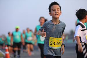 BIB: 53442
                            <button type="button" onclick="openModal(12648192)" class="btn btn-primary btn-sm float-right btn-popup" data-toggle="modal" data-target=".modal-high-quality">
                        <i class="fas fa-shopping-cart"></i> Add to Cart
                    </button>
                                            <button type="button" onclick="isThisMe(12648192, true)" class="btn btn-success btn-sm float-right btn-popup btn-isme hidden" data-toggle="tooltip" data-placement="bottom" title="นี่คือรูปของคุณใช่ไหม คลิกที่นี่เพื่อเอาเข้าอัลบั้ม">
                        <i class="fas fa-plus"></i> Add to album
                    </button>
                    <button type="button" onclick="isThisMe(12648192, false)" class="btn btn-warning btn-sm float-right btn-popup btn-isnotme hidden">
                        <i class="fas fa-ban"></i> Remove from album
                    </button>