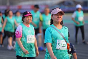 BIB: 5259, 51250
                            <button type="button" onclick="openModal(12652678)" class="btn btn-primary btn-sm float-right btn-popup" data-toggle="modal" data-target=".modal-high-quality">
                        <i class="fas fa-shopping-cart"></i> Add to Cart
                    </button>
                                            <button type="button" onclick="isThisMe(12652678, true)" class="btn btn-success btn-sm float-right btn-popup btn-isme hidden" data-toggle="tooltip" data-placement="bottom" title="นี่คือรูปของคุณใช่ไหม คลิกที่นี่เพื่อเอาเข้าอัลบั้ม">
                        <i class="fas fa-plus"></i> Add to album
                    </button>
                    <button type="button" onclick="isThisMe(12652678, false)" class="btn btn-warning btn-sm float-right btn-popup btn-isnotme hidden">
                        <i class="fas fa-ban"></i> Remove from album
                    </button>