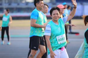 BIB: 8085
                            <button type="button" onclick="openModal(12651460)" class="btn btn-primary btn-sm float-right btn-popup" data-toggle="modal" data-target=".modal-high-quality">
                        <i class="fas fa-shopping-cart"></i> Add to Cart
                    </button>
                                            <button type="button" onclick="isThisMe(12651460, true)" class="btn btn-success btn-sm float-right btn-popup btn-isme hidden" data-toggle="tooltip" data-placement="bottom" title="นี่คือรูปของคุณใช่ไหม คลิกที่นี่เพื่อเอาเข้าอัลบั้ม">
                        <i class="fas fa-plus"></i> Add to album
                    </button>
                    <button type="button" onclick="isThisMe(12651460, false)" class="btn btn-warning btn-sm float-right btn-popup btn-isnotme hidden">
                        <i class="fas fa-ban"></i> Remove from album
                    </button>