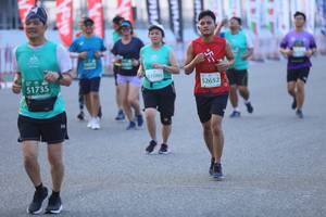 BIB: 1086, 51735, 52652
                            <button type="button" onclick="openModal(12657558)" class="btn btn-primary btn-sm float-right btn-popup" data-toggle="modal" data-target=".modal-high-quality">
                        <i class="fas fa-shopping-cart"></i> Add to Cart
                    </button>
                                            <button type="button" onclick="isThisMe(12657558, true)" class="btn btn-success btn-sm float-right btn-popup btn-isme hidden" data-toggle="tooltip" data-placement="bottom" title="นี่คือรูปของคุณใช่ไหม คลิกที่นี่เพื่อเอาเข้าอัลบั้ม">
                        <i class="fas fa-plus"></i> Add to album
                    </button>
                    <button type="button" onclick="isThisMe(12657558, false)" class="btn btn-warning btn-sm float-right btn-popup btn-isnotme hidden">
                        <i class="fas fa-ban"></i> Remove from album
                    </button>