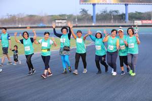 BIB: 52795, 1145
                            <button type="button" onclick="openModal(12654316)" class="btn btn-primary btn-sm float-right btn-popup" data-toggle="modal" data-target=".modal-high-quality">
                        <i class="fas fa-shopping-cart"></i> Add to Cart
                    </button>
                                            <button type="button" onclick="isThisMe(12654316, true)" class="btn btn-success btn-sm float-right btn-popup btn-isme hidden" data-toggle="tooltip" data-placement="bottom" title="นี่คือรูปของคุณใช่ไหม คลิกที่นี่เพื่อเอาเข้าอัลบั้ม">
                        <i class="fas fa-plus"></i> Add to album
                    </button>
                    <button type="button" onclick="isThisMe(12654316, false)" class="btn btn-warning btn-sm float-right btn-popup btn-isnotme hidden">
                        <i class="fas fa-ban"></i> Remove from album
                    </button>