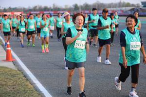 BIB: 53296, 51114
                            <button type="button" onclick="openModal(12650538)" class="btn btn-primary btn-sm float-right btn-popup" data-toggle="modal" data-target=".modal-high-quality">
                        <i class="fas fa-shopping-cart"></i> Add to Cart
                    </button>
                                            <button type="button" onclick="isThisMe(12650538, true)" class="btn btn-success btn-sm float-right btn-popup btn-isme hidden" data-toggle="tooltip" data-placement="bottom" title="นี่คือรูปของคุณใช่ไหม คลิกที่นี่เพื่อเอาเข้าอัลบั้ม">
                        <i class="fas fa-plus"></i> Add to album
                    </button>
                    <button type="button" onclick="isThisMe(12650538, false)" class="btn btn-warning btn-sm float-right btn-popup btn-isnotme hidden">
                        <i class="fas fa-ban"></i> Remove from album
                    </button>