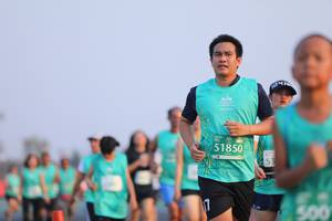 BIB: 51850, 500
                            <button type="button" onclick="openModal(12644020)" class="btn btn-primary btn-sm float-right btn-popup" data-toggle="modal" data-target=".modal-high-quality">
                        <i class="fas fa-shopping-cart"></i> Add to Cart
                    </button>
                                            <button type="button" onclick="isThisMe(12644020, true)" class="btn btn-success btn-sm float-right btn-popup btn-isme hidden" data-toggle="tooltip" data-placement="bottom" title="นี่คือรูปของคุณใช่ไหม คลิกที่นี่เพื่อเอาเข้าอัลบั้ม">
                        <i class="fas fa-plus"></i> Add to album
                    </button>
                    <button type="button" onclick="isThisMe(12644020, false)" class="btn btn-warning btn-sm float-right btn-popup btn-isnotme hidden">
                        <i class="fas fa-ban"></i> Remove from album
                    </button>