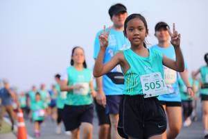 BIB: 5051
                            <button type="button" onclick="openModal(12648973)" class="btn btn-primary btn-sm float-right btn-popup" data-toggle="modal" data-target=".modal-high-quality">
                        <i class="fas fa-shopping-cart"></i> Add to Cart
                    </button>
                                            <button type="button" onclick="isThisMe(12648973, true)" class="btn btn-success btn-sm float-right btn-popup btn-isme hidden" data-toggle="tooltip" data-placement="bottom" title="นี่คือรูปของคุณใช่ไหม คลิกที่นี่เพื่อเอาเข้าอัลบั้ม">
                        <i class="fas fa-plus"></i> Add to album
                    </button>
                    <button type="button" onclick="isThisMe(12648973, false)" class="btn btn-warning btn-sm float-right btn-popup btn-isnotme hidden">
                        <i class="fas fa-ban"></i> Remove from album
                    </button>