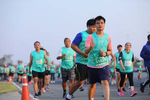 BIB: 51740, 51859, 53174
                            <button type="button" onclick="openModal(12647025)" class="btn btn-primary btn-sm float-right btn-popup" data-toggle="modal" data-target=".modal-high-quality">
                        <i class="fas fa-shopping-cart"></i> Add to Cart
                    </button>
                                            <button type="button" onclick="isThisMe(12647025, true)" class="btn btn-success btn-sm float-right btn-popup btn-isme hidden" data-toggle="tooltip" data-placement="bottom" title="นี่คือรูปของคุณใช่ไหม คลิกที่นี่เพื่อเอาเข้าอัลบั้ม">
                        <i class="fas fa-plus"></i> Add to album
                    </button>
                    <button type="button" onclick="isThisMe(12647025, false)" class="btn btn-warning btn-sm float-right btn-popup btn-isnotme hidden">
                        <i class="fas fa-ban"></i> Remove from album
                    </button>