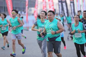 BIB: 52082, 1231
                            <button type="button" onclick="openModal(12658178)" class="btn btn-primary btn-sm float-right btn-popup" data-toggle="modal" data-target=".modal-high-quality">
                        <i class="fas fa-shopping-cart"></i> Add to Cart
                    </button>
                                            <button type="button" onclick="isThisMe(12658178, true)" class="btn btn-success btn-sm float-right btn-popup btn-isme hidden" data-toggle="tooltip" data-placement="bottom" title="นี่คือรูปของคุณใช่ไหม คลิกที่นี่เพื่อเอาเข้าอัลบั้ม">
                        <i class="fas fa-plus"></i> Add to album
                    </button>
                    <button type="button" onclick="isThisMe(12658178, false)" class="btn btn-warning btn-sm float-right btn-popup btn-isnotme hidden">
                        <i class="fas fa-ban"></i> Remove from album
                    </button>