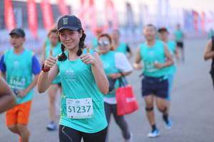 BIB: 665, 51237
                            <button type="button" onclick="openModal(12654767)" class="btn btn-primary btn-sm float-right btn-popup" data-toggle="modal" data-target=".modal-high-quality">
                        <i class="fas fa-shopping-cart"></i> Add to Cart
                    </button>
                                            <button type="button" onclick="isThisMe(12654767, true)" class="btn btn-success btn-sm float-right btn-popup btn-isme hidden" data-toggle="tooltip" data-placement="bottom" title="นี่คือรูปของคุณใช่ไหม คลิกที่นี่เพื่อเอาเข้าอัลบั้ม">
                        <i class="fas fa-plus"></i> Add to album
                    </button>
                    <button type="button" onclick="isThisMe(12654767, false)" class="btn btn-warning btn-sm float-right btn-popup btn-isnotme hidden">
                        <i class="fas fa-ban"></i> Remove from album
                    </button>