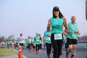 BIB: 5035, 52409
                            <button type="button" onclick="openModal(12647109)" class="btn btn-primary btn-sm float-right btn-popup" data-toggle="modal" data-target=".modal-high-quality">
                        <i class="fas fa-shopping-cart"></i> Add to Cart
                    </button>
                                            <button type="button" onclick="isThisMe(12647109, true)" class="btn btn-success btn-sm float-right btn-popup btn-isme hidden" data-toggle="tooltip" data-placement="bottom" title="นี่คือรูปของคุณใช่ไหม คลิกที่นี่เพื่อเอาเข้าอัลบั้ม">
                        <i class="fas fa-plus"></i> Add to album
                    </button>
                    <button type="button" onclick="isThisMe(12647109, false)" class="btn btn-warning btn-sm float-right btn-popup btn-isnotme hidden">
                        <i class="fas fa-ban"></i> Remove from album
                    </button>