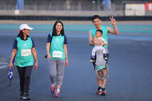 BIB: 52717, 52395, 51601
                            <button type="button" onclick="openModal(12654323)" class="btn btn-primary btn-sm float-right btn-popup" data-toggle="modal" data-target=".modal-high-quality">
                        <i class="fas fa-shopping-cart"></i> Add to Cart
                    </button>
                                            <button type="button" onclick="isThisMe(12654323, true)" class="btn btn-success btn-sm float-right btn-popup btn-isme hidden" data-toggle="tooltip" data-placement="bottom" title="นี่คือรูปของคุณใช่ไหม คลิกที่นี่เพื่อเอาเข้าอัลบั้ม">
                        <i class="fas fa-plus"></i> Add to album
                    </button>
                    <button type="button" onclick="isThisMe(12654323, false)" class="btn btn-warning btn-sm float-right btn-popup btn-isnotme hidden">
                        <i class="fas fa-ban"></i> Remove from album
                    </button>