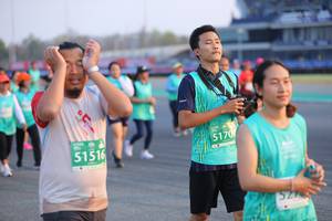 BIB: 5170, 51516, 5278
                            <button type="button" onclick="openModal(12651257)" class="btn btn-primary btn-sm float-right btn-popup" data-toggle="modal" data-target=".modal-high-quality">
                        <i class="fas fa-shopping-cart"></i> Add to Cart
                    </button>
                                            <button type="button" onclick="isThisMe(12651257, true)" class="btn btn-success btn-sm float-right btn-popup btn-isme hidden" data-toggle="tooltip" data-placement="bottom" title="นี่คือรูปของคุณใช่ไหม คลิกที่นี่เพื่อเอาเข้าอัลบั้ม">
                        <i class="fas fa-plus"></i> Add to album
                    </button>
                    <button type="button" onclick="isThisMe(12651257, false)" class="btn btn-warning btn-sm float-right btn-popup btn-isnotme hidden">
                        <i class="fas fa-ban"></i> Remove from album
                    </button>