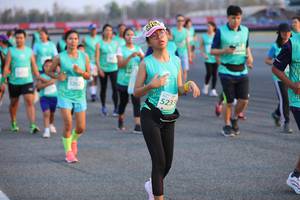 BIB: 523
                            <button type="button" onclick="openModal(12650525)" class="btn btn-primary btn-sm float-right btn-popup" data-toggle="modal" data-target=".modal-high-quality">
                        <i class="fas fa-shopping-cart"></i> Add to Cart
                    </button>
                                            <button type="button" onclick="isThisMe(12650525, true)" class="btn btn-success btn-sm float-right btn-popup btn-isme hidden" data-toggle="tooltip" data-placement="bottom" title="นี่คือรูปของคุณใช่ไหม คลิกที่นี่เพื่อเอาเข้าอัลบั้ม">
                        <i class="fas fa-plus"></i> Add to album
                    </button>
                    <button type="button" onclick="isThisMe(12650525, false)" class="btn btn-warning btn-sm float-right btn-popup btn-isnotme hidden">
                        <i class="fas fa-ban"></i> Remove from album
                    </button>