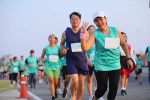 BIB: 5221, 12552
                            <button type="button" onclick="openModal(12645624)" class="btn btn-primary btn-sm float-right btn-popup" data-toggle="modal" data-target=".modal-high-quality">
                        <i class="fas fa-shopping-cart"></i> Add to Cart
                    </button>
                                            <button type="button" onclick="isThisMe(12645624, true)" class="btn btn-success btn-sm float-right btn-popup btn-isme hidden" data-toggle="tooltip" data-placement="bottom" title="นี่คือรูปของคุณใช่ไหม คลิกที่นี่เพื่อเอาเข้าอัลบั้ม">
                        <i class="fas fa-plus"></i> Add to album
                    </button>
                    <button type="button" onclick="isThisMe(12645624, false)" class="btn btn-warning btn-sm float-right btn-popup btn-isnotme hidden">
                        <i class="fas fa-ban"></i> Remove from album
                    </button>