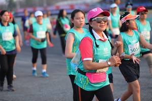 BIB: 505
                            <button type="button" onclick="openModal(12651711)" class="btn btn-primary btn-sm float-right btn-popup" data-toggle="modal" data-target=".modal-high-quality">
                        <i class="fas fa-shopping-cart"></i> Add to Cart
                    </button>
                                            <button type="button" onclick="isThisMe(12651711, true)" class="btn btn-success btn-sm float-right btn-popup btn-isme hidden" data-toggle="tooltip" data-placement="bottom" title="นี่คือรูปของคุณใช่ไหม คลิกที่นี่เพื่อเอาเข้าอัลบั้ม">
                        <i class="fas fa-plus"></i> Add to album
                    </button>
                    <button type="button" onclick="isThisMe(12651711, false)" class="btn btn-warning btn-sm float-right btn-popup btn-isnotme hidden">
                        <i class="fas fa-ban"></i> Remove from album
                    </button>