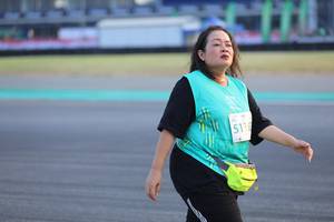 BIB: 513
                            <button type="button" onclick="openModal(12652367)" class="btn btn-primary btn-sm float-right btn-popup" data-toggle="modal" data-target=".modal-high-quality">
                        <i class="fas fa-shopping-cart"></i> Add to Cart
                    </button>
                                            <button type="button" onclick="isThisMe(12652367, true)" class="btn btn-success btn-sm float-right btn-popup btn-isme hidden" data-toggle="tooltip" data-placement="bottom" title="นี่คือรูปของคุณใช่ไหม คลิกที่นี่เพื่อเอาเข้าอัลบั้ม">
                        <i class="fas fa-plus"></i> Add to album
                    </button>
                    <button type="button" onclick="isThisMe(12652367, false)" class="btn btn-warning btn-sm float-right btn-popup btn-isnotme hidden">
                        <i class="fas fa-ban"></i> Remove from album
                    </button>