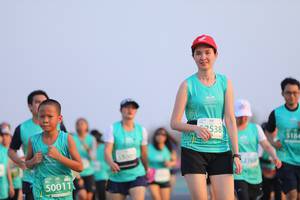 BIB: 2538, 318, 184, 50011
                            <button type="button" onclick="openModal(12643996)" class="btn btn-primary btn-sm float-right btn-popup" data-toggle="modal" data-target=".modal-high-quality">
                        <i class="fas fa-shopping-cart"></i> Add to Cart
                    </button>
                                            <button type="button" onclick="isThisMe(12643996, true)" class="btn btn-success btn-sm float-right btn-popup btn-isme hidden" data-toggle="tooltip" data-placement="bottom" title="นี่คือรูปของคุณใช่ไหม คลิกที่นี่เพื่อเอาเข้าอัลบั้ม">
                        <i class="fas fa-plus"></i> Add to album
                    </button>
                    <button type="button" onclick="isThisMe(12643996, false)" class="btn btn-warning btn-sm float-right btn-popup btn-isnotme hidden">
                        <i class="fas fa-ban"></i> Remove from album
                    </button>