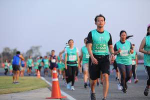 BIB: 51660, 53071, 53412
                            <button type="button" onclick="openModal(12645376)" class="btn btn-primary btn-sm float-right btn-popup" data-toggle="modal" data-target=".modal-high-quality">
                        <i class="fas fa-shopping-cart"></i> Add to Cart
                    </button>
                                            <button type="button" onclick="isThisMe(12645376, true)" class="btn btn-success btn-sm float-right btn-popup btn-isme hidden" data-toggle="tooltip" data-placement="bottom" title="นี่คือรูปของคุณใช่ไหม คลิกที่นี่เพื่อเอาเข้าอัลบั้ม">
                        <i class="fas fa-plus"></i> Add to album
                    </button>
                    <button type="button" onclick="isThisMe(12645376, false)" class="btn btn-warning btn-sm float-right btn-popup btn-isnotme hidden">
                        <i class="fas fa-ban"></i> Remove from album
                    </button>